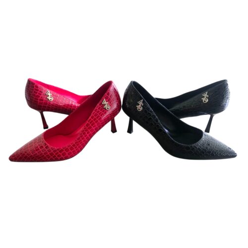 Delta Luxe Pumps